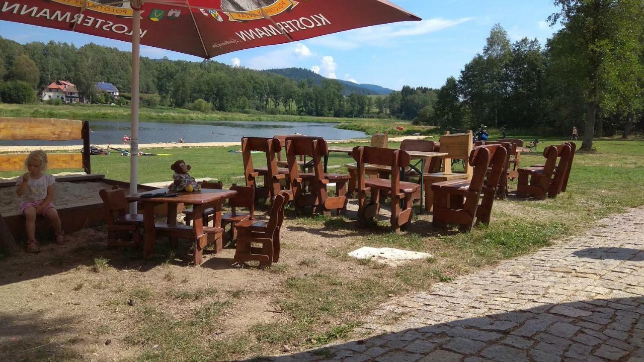 Apt.Jana ,apt.Terezka Stozec Bagian luar foto